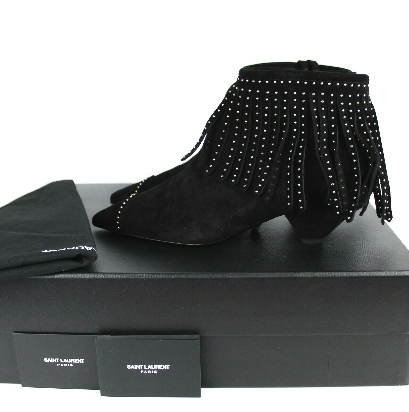 NUOVO SAINT LAURENT stivaletto western con frange e borchie camoscio nero EUR 39