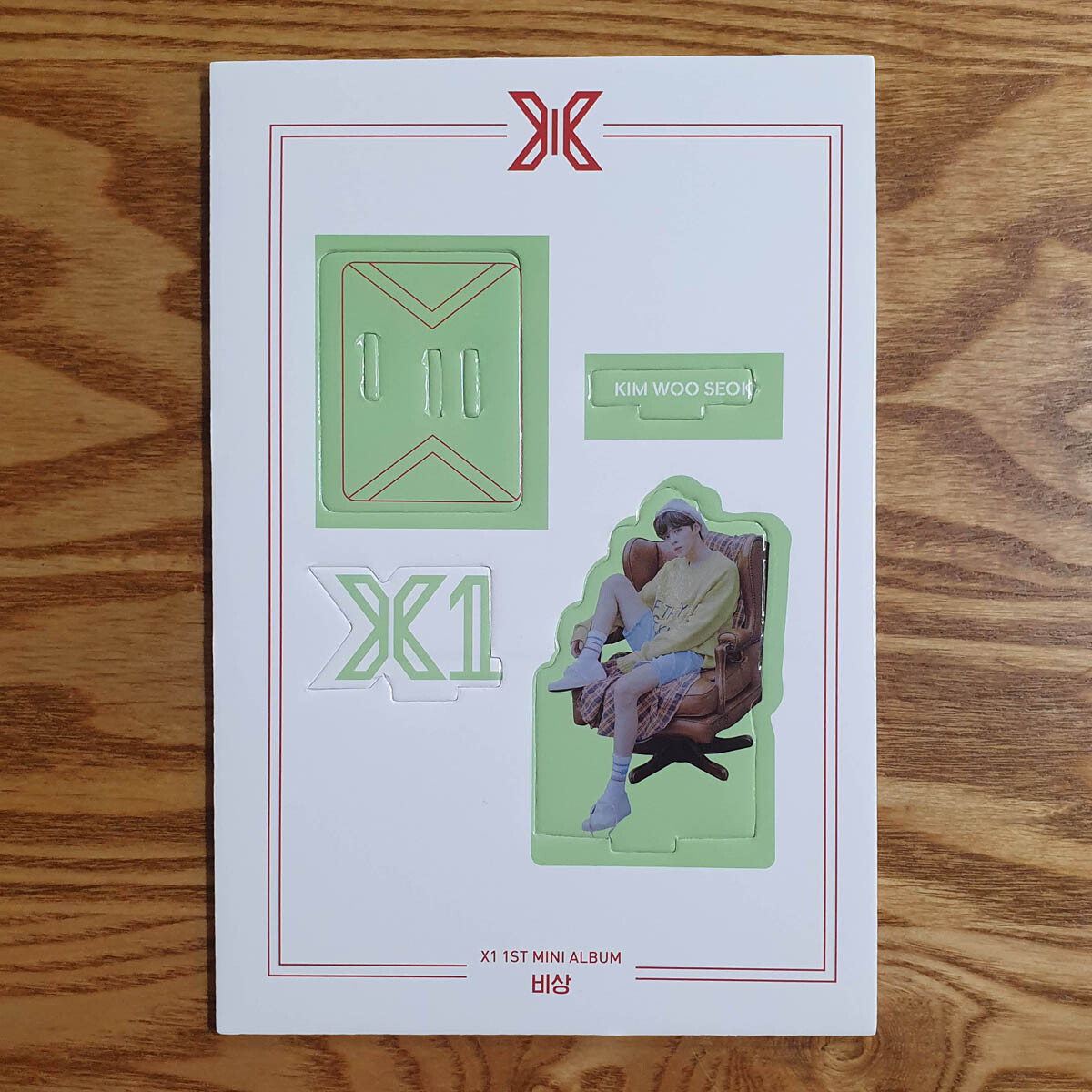 Kim Wooseok Official Mini Photo Stand X1 1st Mini Album Soaring 