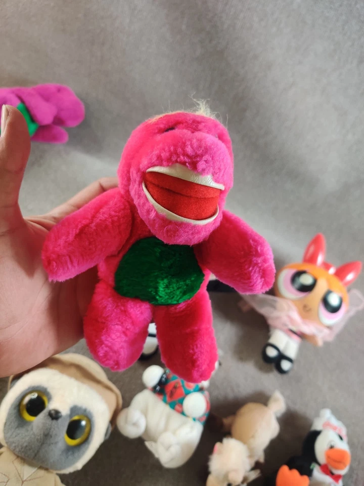 Lot of 8 Assorted Plush Bundle Barney 1992, Power Puff Girls, Coca Cola Bears - Image 4 of 4