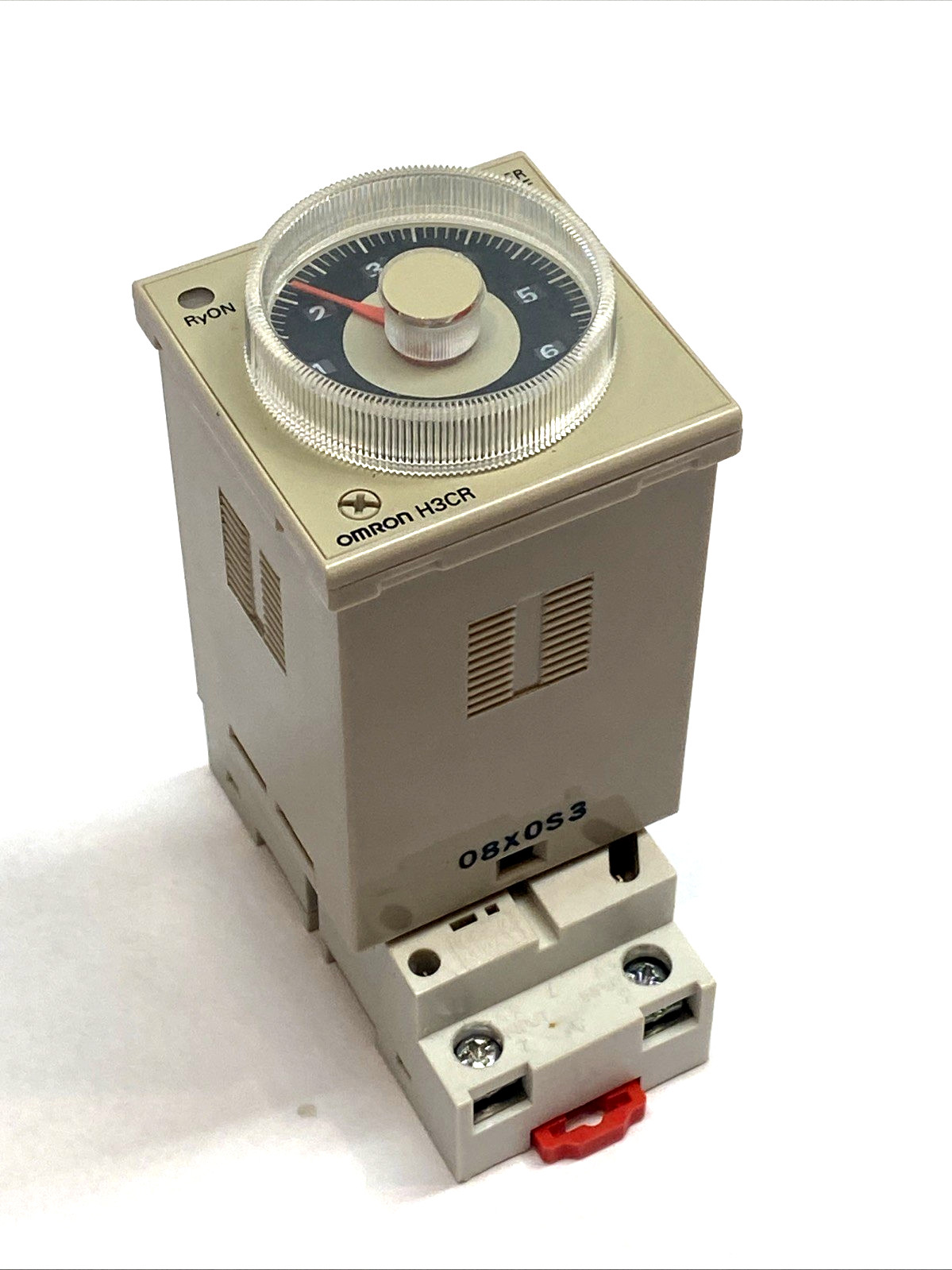 Omron H3CR Timer w/ Square D 8501NR52 8‑pin Relay Socket DIN Rail Mount