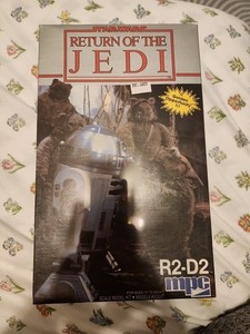1983 MPC Star Wars Return of the Jedi R2D2 6" Scale Model Kit