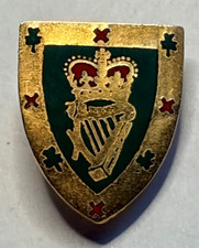 ROYAL ULSTER CONSTABULARY (RUC) SHIELD LAPEL TIE PIN BADGE