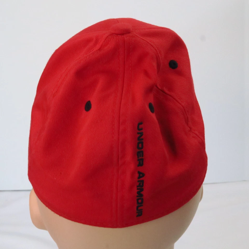 UA Under Armour Classic Fit Fitted Youth Red Black Embroidered Logo S/M P/M - Image 3 of 4