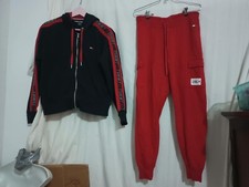 tommy hilfiger sport set hoddie and pant size medium BMBM