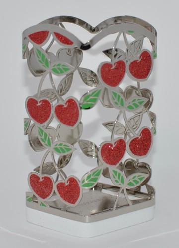 NEW BATH & BODY WORKS RED CHERRY HEARTS GENTLE FOAMING HAND SOAP SLEEVE HOLDER - Picture 2 of 4