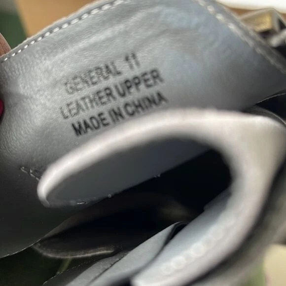 NUEVO SIN CAJA N.Y.L.A. Botines con Hebilla "General" Gris Gamuza Recorte Botín al Tobillo Talla 11M Foto 3 de 4