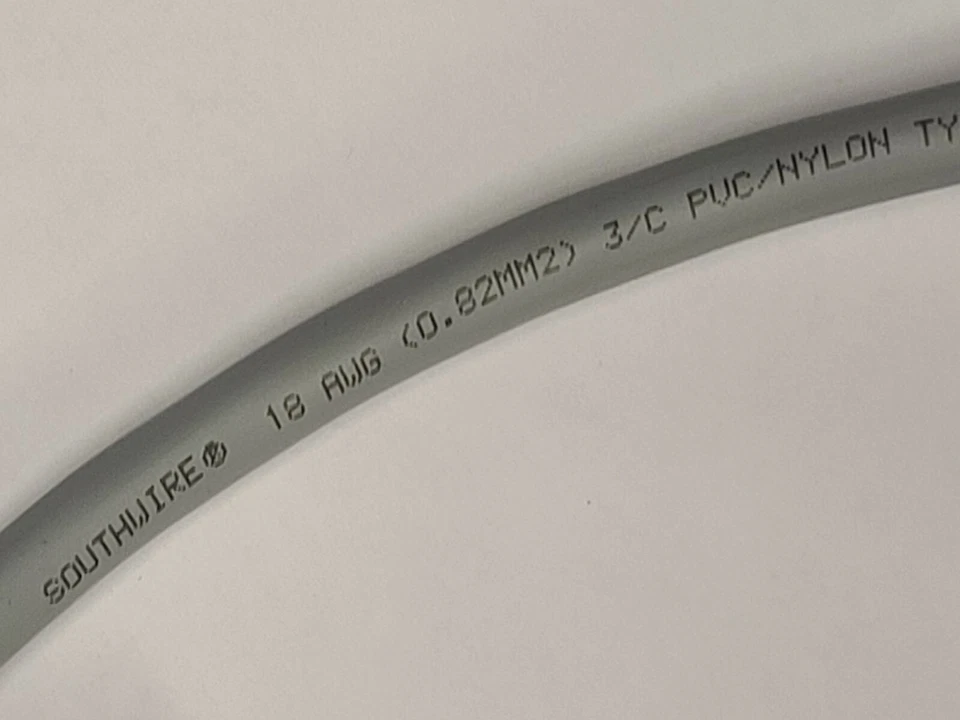 Southwire 581511 18/3C Flexible Máquina Alimentación/Control Bandeja Cable TC-ER Gris/50 ft Foto 3 de 4