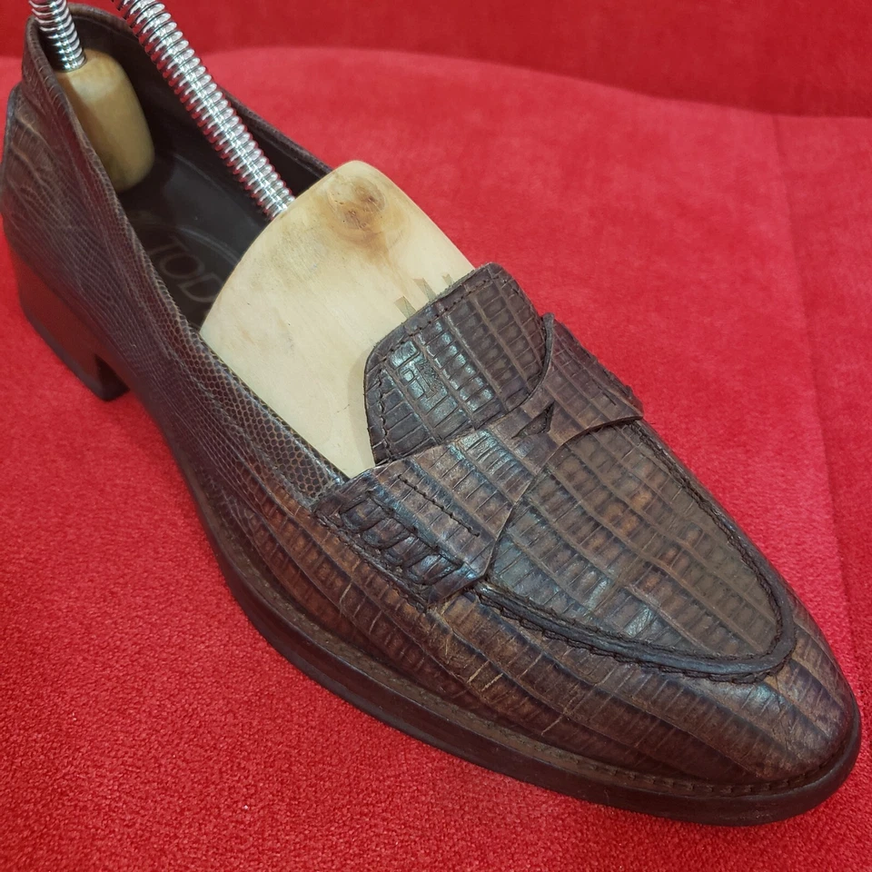 Tods Mujer 37.5 Cuero Marrón Penny Mocasines Tacón Repujado Talla US 7.5 Foto 4 de 4