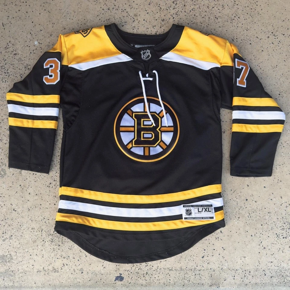 Camiseta deportiva Patrice Bergeron Boston Bruins réplica local juvenil jugador - talla L/XL Foto 2 de 4