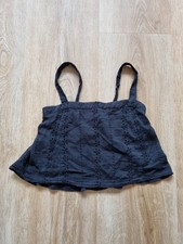 Hollister Damen Top Camisole schwarz Lochstickerei breite Tr&auml;ger Gr&ouml;&szlig;e S