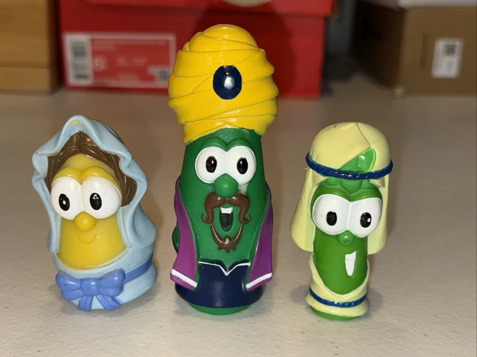 Veggie Tales Nativity Figures Lot of 7 Replacement pieces #179-7 - Image 3 of 4
