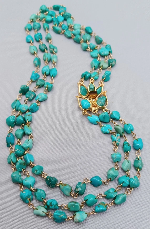 Turquoise Chip Necklace 3 Strand Gold Tone Link Decorative Box Clasp 16.5" - Image 4 of 4