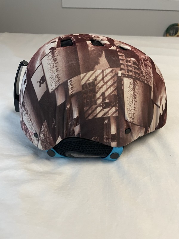 Smith Youth Ski Helmet XS 52-54 Cm. Excellent Tan Brown Camo Appearance.