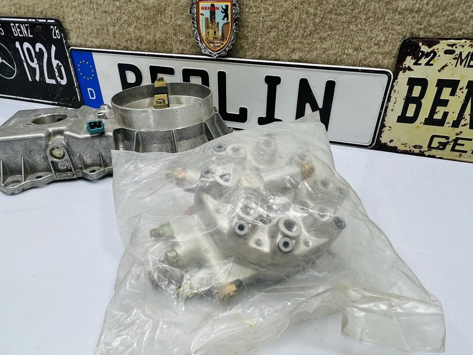 Mercedes Benz W116 R107 450SEL/6.9/SL Fuel Distributor & Air Flow Meter Genuine - Image 2 of 4