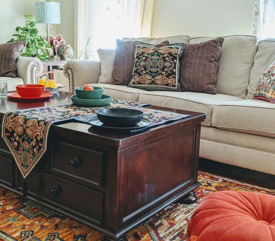 Tache Elegant Black Ornate Paisley Medallion Woven Tapestry Placemat Set of 4 - Image 4 of 4