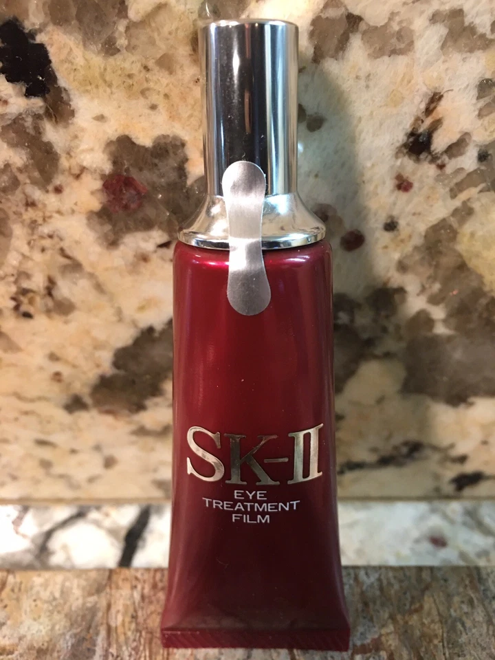 Película de tratamiento de ojos SK-II ~ Contorno de ojos revitalizante Pitera EyeSerum .5 oz/5 g sellado Foto 3 de 4