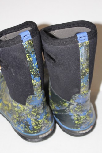 Bogs Pull On Boots Youth Size 5 Insulated Rubber Waterproof Blue Yellow Camo - Picture 9 of 11