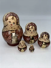 Vintage Matryoshka Nesting Doll Set Of 5 Hand Painted Wood Russia Tiny Miniature