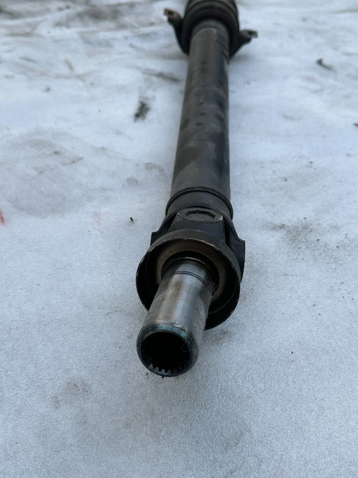 Lexus IS300 2001-2005 A/T línea de transmisión trasera eje de transmisión automático Foto 3 de 3