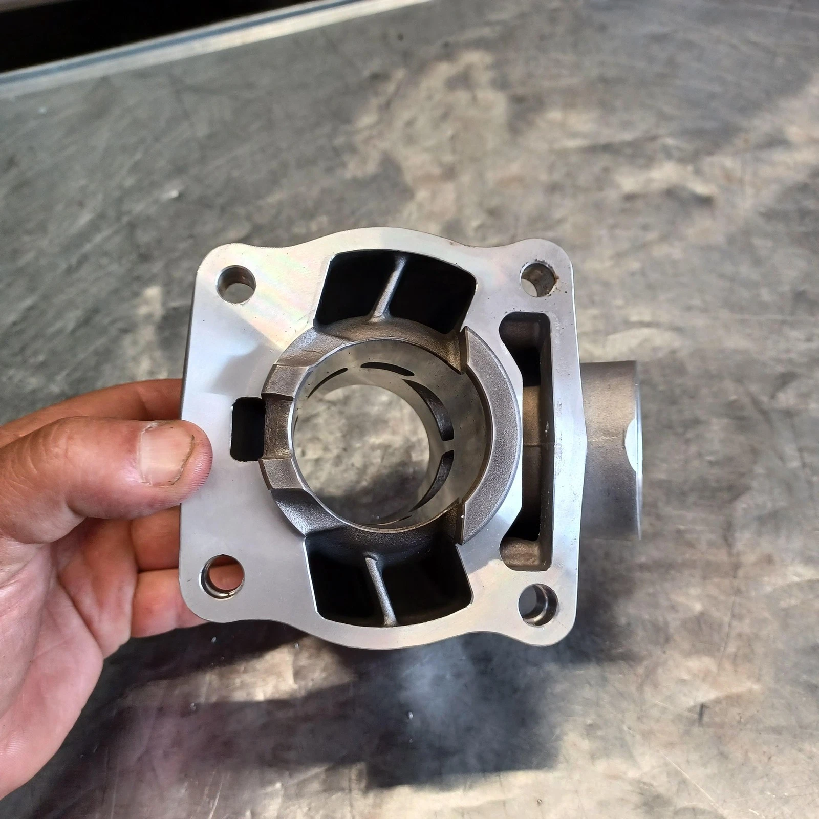 2000 Yamaha Yz80 Engine Motor Cylinder Bore Jug
