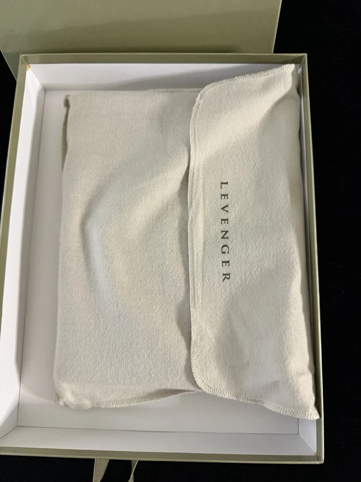 Levenger Pink Leather Unlined Notebook Journal w/Dust Bag & Box New - Image 4 of 4