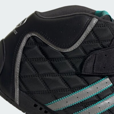 【Adidas】ADIRACER HI MERCEDES- AMG PETRONAS F1 TEAM★JQ1779 Shoes - ADIRACER HI MERCEDES AMG PETRONAS F1 TEAM SHOES