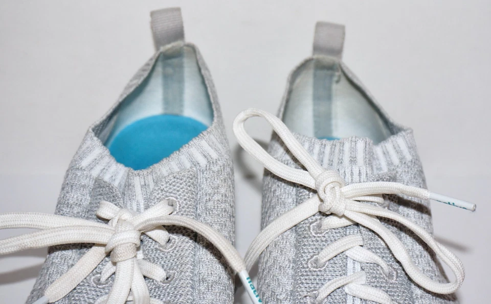 Women's NATIVE Light Gray Knit Sneakers US 8 RUN BIG & FIT LIKE 8.5 - Image 3 of 4