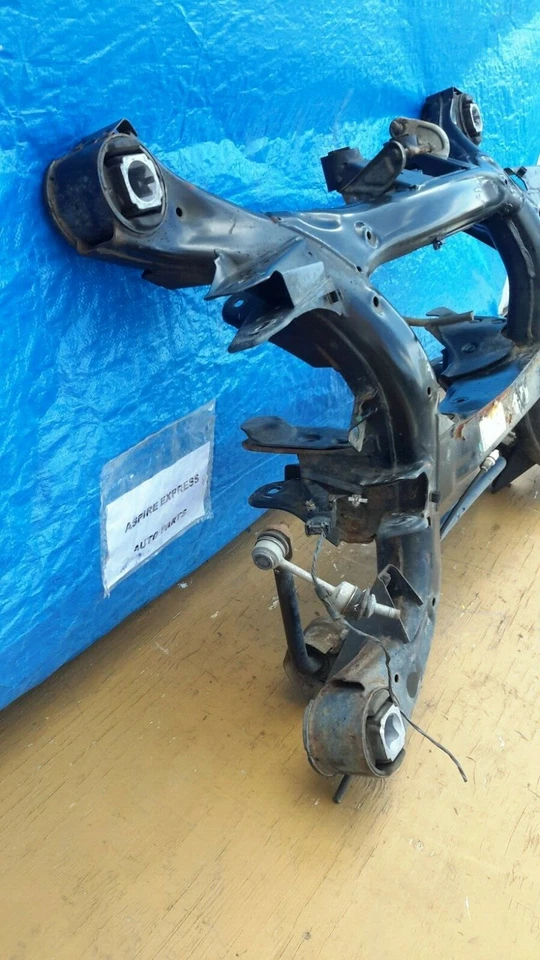 2009 BMW X6 Rear Sub Frame Cradle Cross-Member OEM Foto 4 de 4