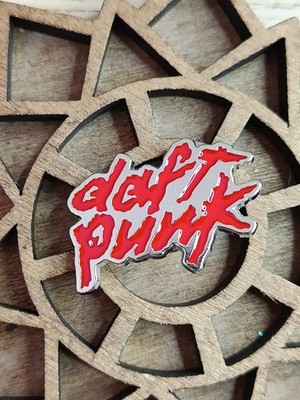 Pin's Daft Punk Logo - French Touch Electronic Music Duo - Emaille Pin