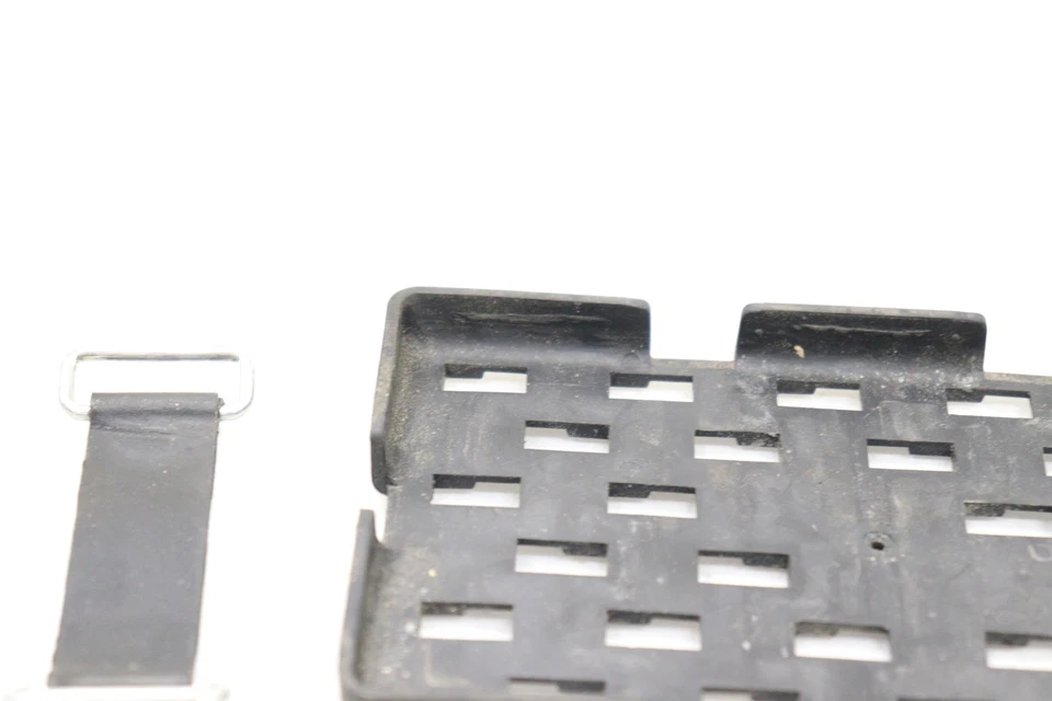 21-24 SUZUKI GSXR 750 OEM CORREA DE SUJECIÓN DE BATERÍA Foto 3 de 4