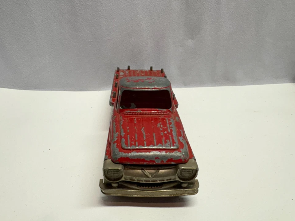 Camión Ford V8 vintage rojo plataforma plana metal pick up fundido a presión 4 ruedas 10" x 3" x 3" Foto 2 de 4