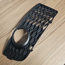 Audi A4 8E B6 OS Right Lower Bumper Fog Light Grill S Line Genuine 8E0807682C