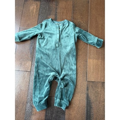 Hanna Andersson Velour Footless Pajamas Sleepers Green Baby girl 12 18 Months