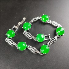 Ladies' Natural Fashionable Green Chalcedony Bracelet