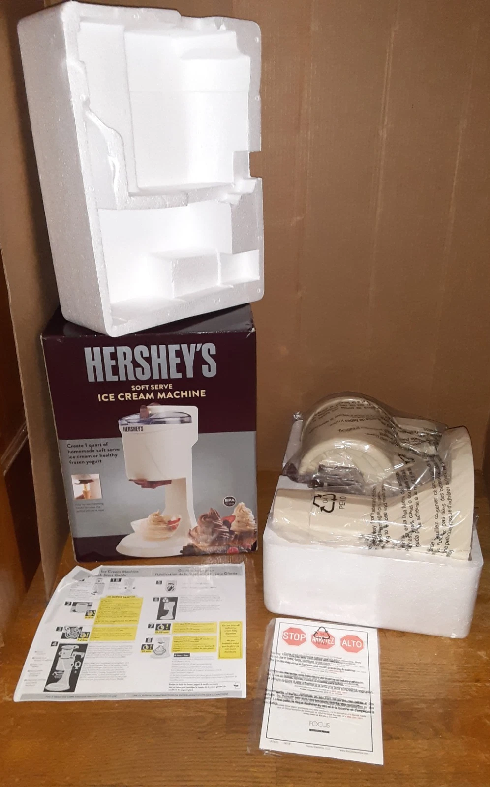 HERSHEY'S SOFT SERVE ICE CREAM MACHINE CREATE 1 QUART OF HOMEMADE ICE CREAM
Opens in a new window or