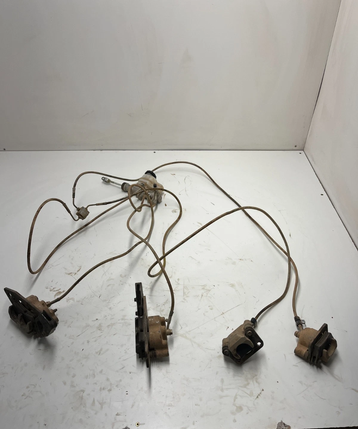 12 Polaris RZR 900 XP 4x4 OEM GOOD! Front Rear Back Brakes Caliper Line Master