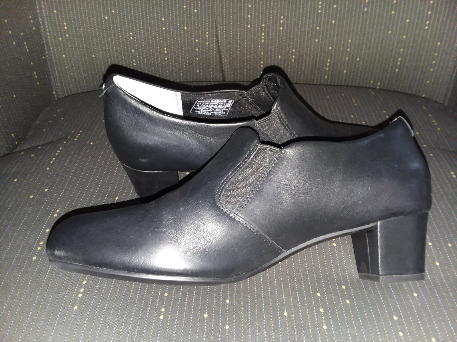 total motion raina plain boot