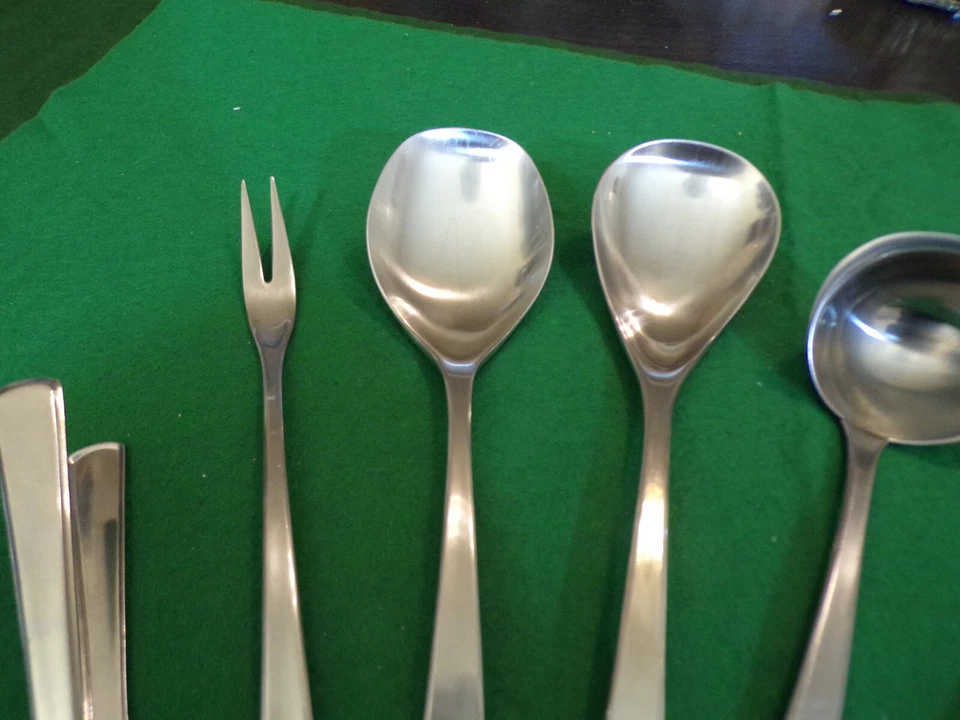 WMF Modell BRASILIA 7-teiliger Satz Vorleger Vorlegeteile Cromargan TOP-Zustand - Bild 2 von 4