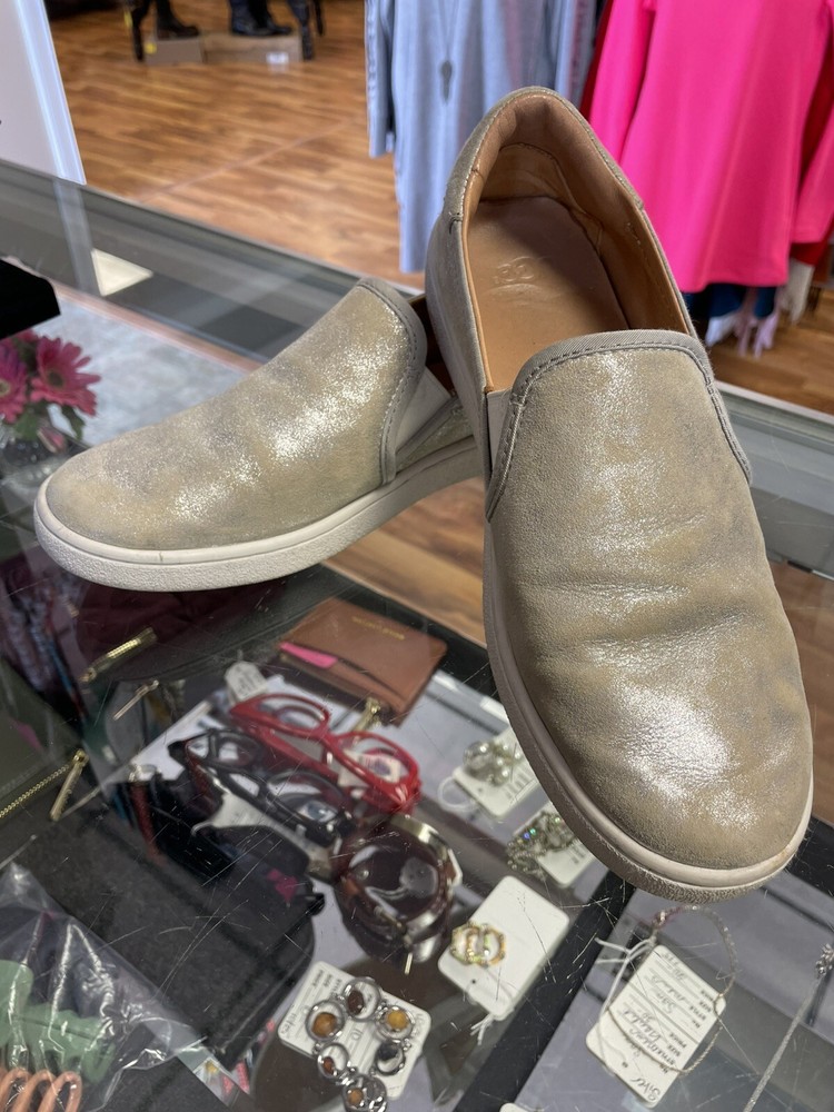 UGG Women's Size 8.5 Metallic Slip On Shoe Style 1019216 A16