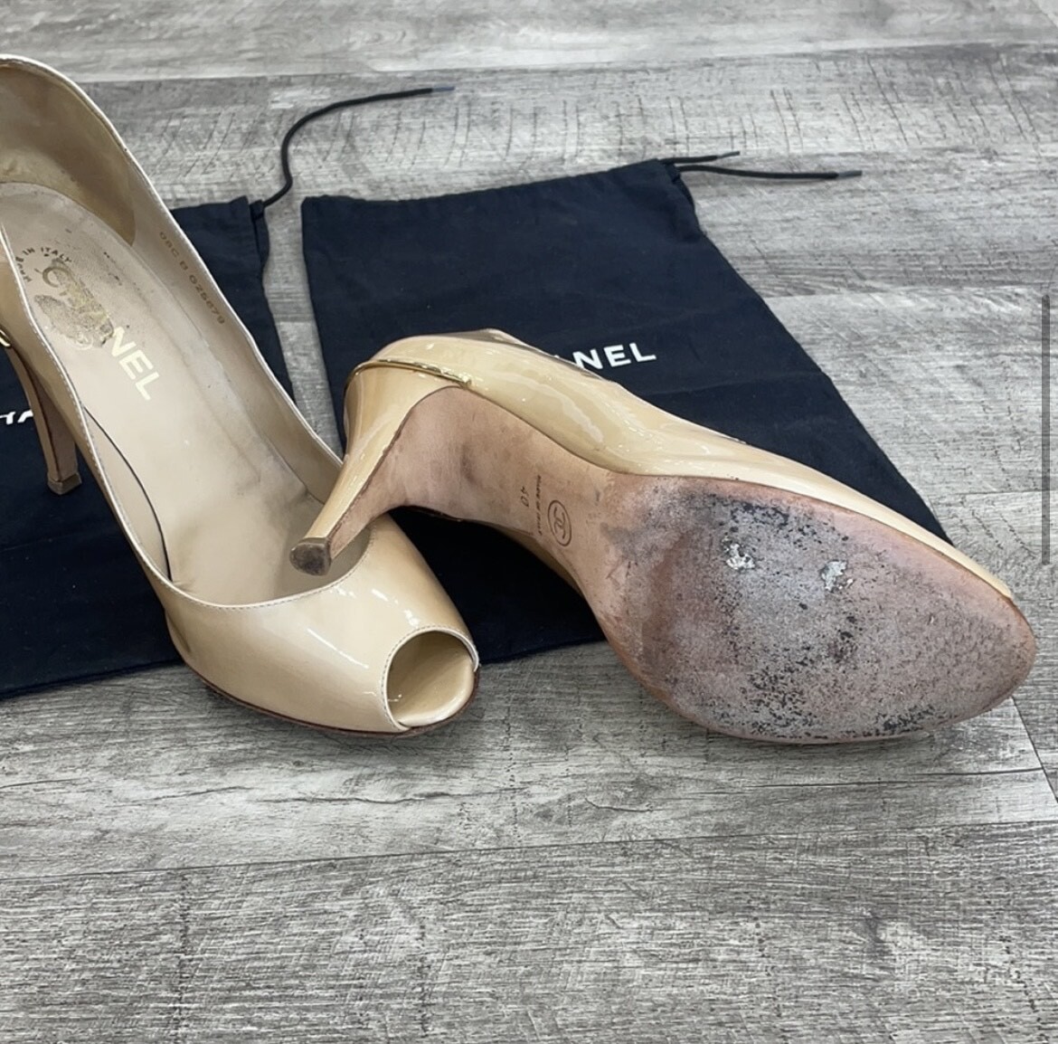 Chanel G25879 Pumps Patent Leather Beige | eBay