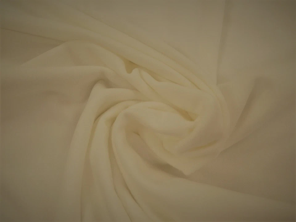 10 metres of NATURAL CREAM Cotton Thermal Domette Curtain Interlining Fabric - Image 3 of 3