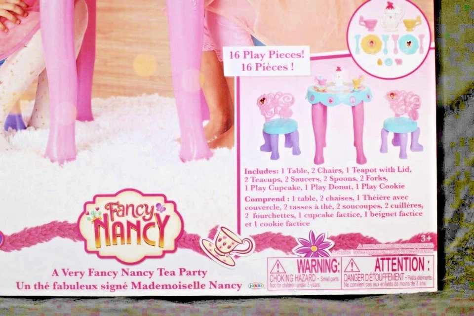 Disney Junior Tea Party Mesa A Muy Elegante Nancy 2 Sillas Juego 16 Piezas NUEVO Foto 3 de 4