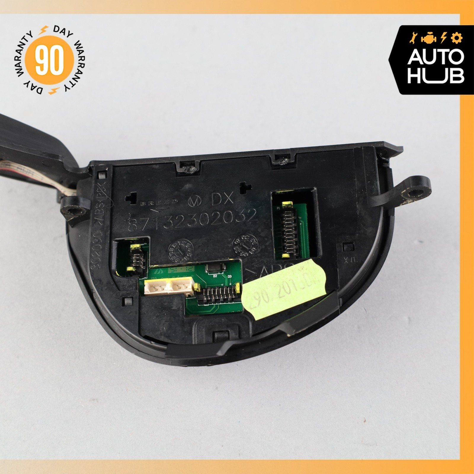 04-19 Maserati GranTurismo M145 Right Side Steering Wheel Button Switch OEM 45k