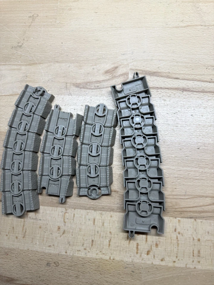 Thomas Trackmaster Train Flexi-Track Flexible Lot Bend Extend Tan Motorized Set - Image 2 of 2