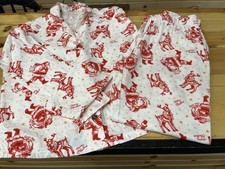 Old Navy Women  s 2-Piece Pajama Set with Santa  Reindeer - Size S