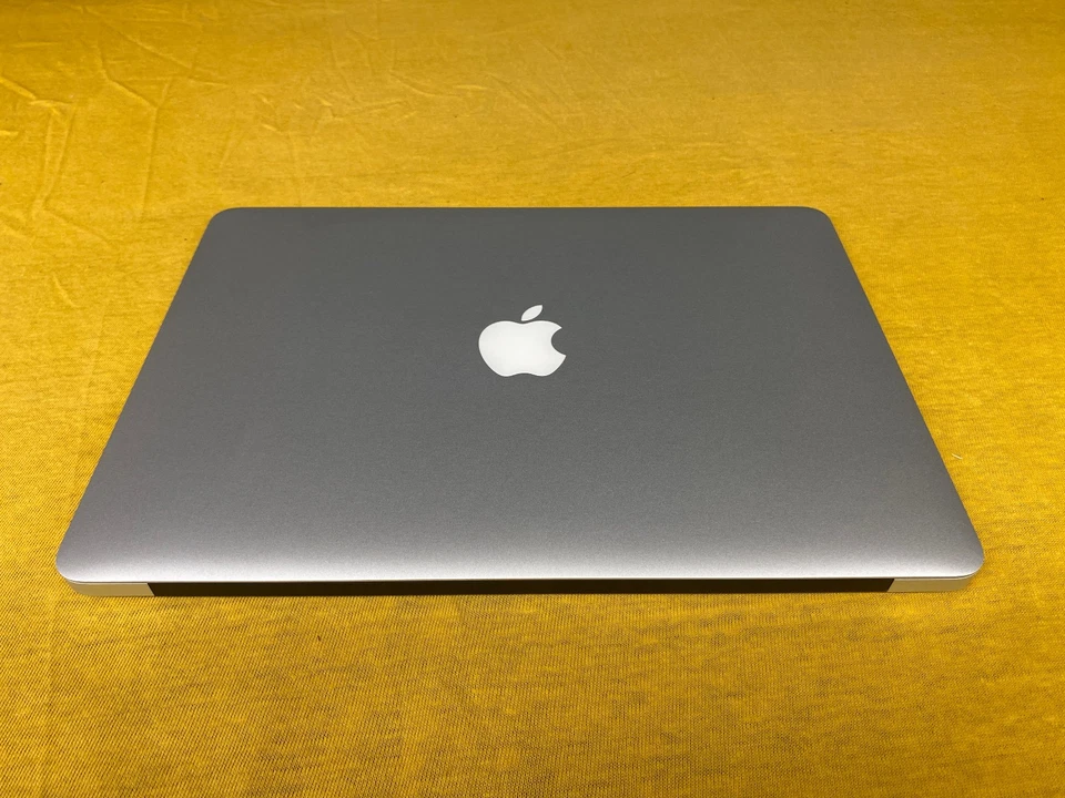 Apple MacBook Air 13" 2012 · i5 · 4GB · 128GB, Foto 3 von 5