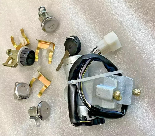 Suzuki Samurai 85'-92' Lock Set - Ignition / Doors / Tailgate |Fit For - Picture 4 of 4