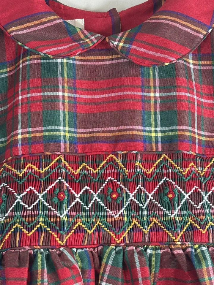 Vestido de Navidad Laura Ashley 6X Calado Rojo Cuadros Tartán Cuello Peter Pan Navidad Foto 3 de 4