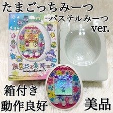  With box, in good condition, in good working order Tamagotchi Meets Pastel