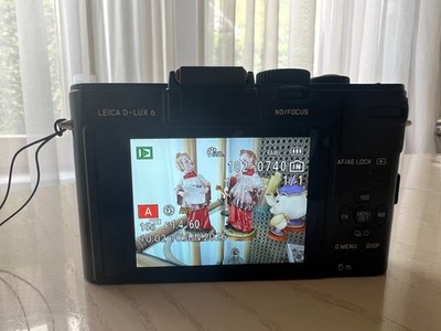 Leica D-Lux 6 black, box w/all accessories, spare battery, excellent condition